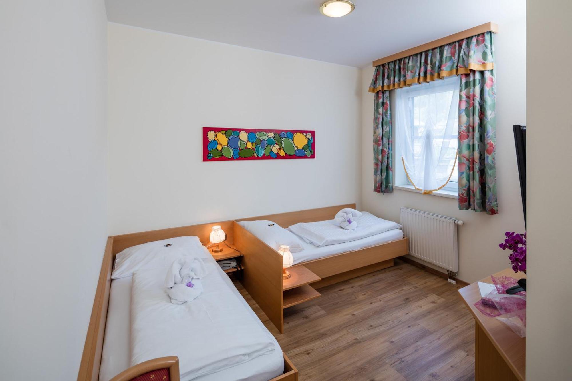 ברוק אן דר מור Gasthaus Pension Zum Lustigen Steirer חדר תמונה